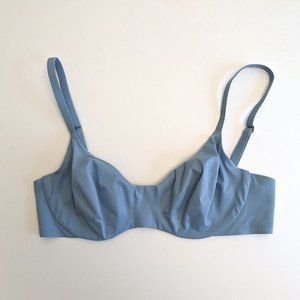Victoria's Secret Incredible Unlined Scoop Demi Bra Light Blue VS Size 32D/D70